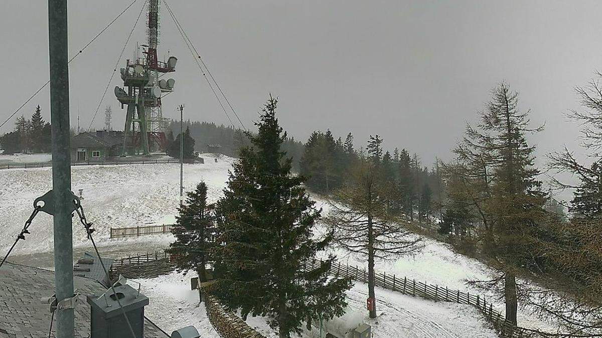 Nein, kein Archichfoto: Schnee am 18. März am Schöckl