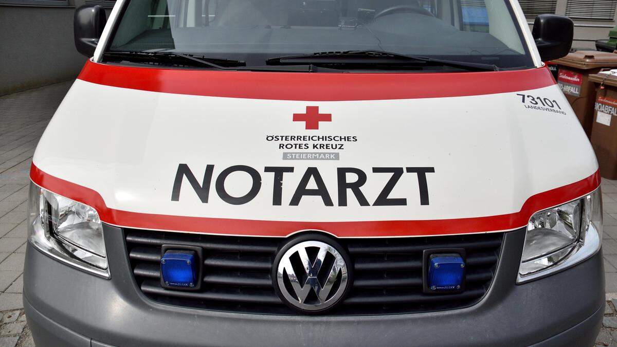 Die 34-jährige Südsteirerin wurde mit dem Notarzt ins LKH in Wagna gebracht