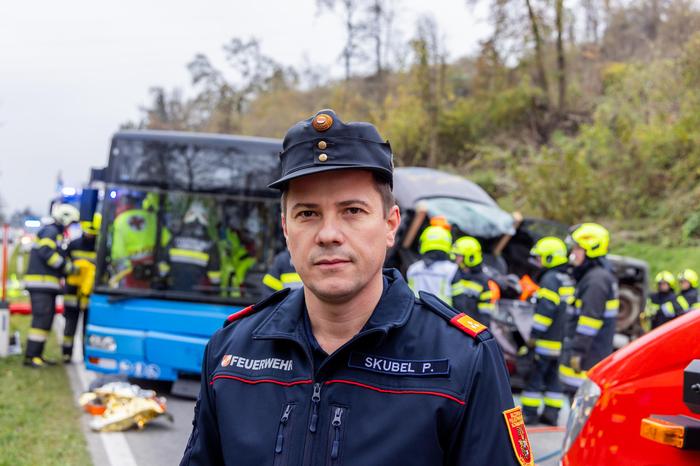 Bezirksfeuerwehrkommandant Patrick Skubel