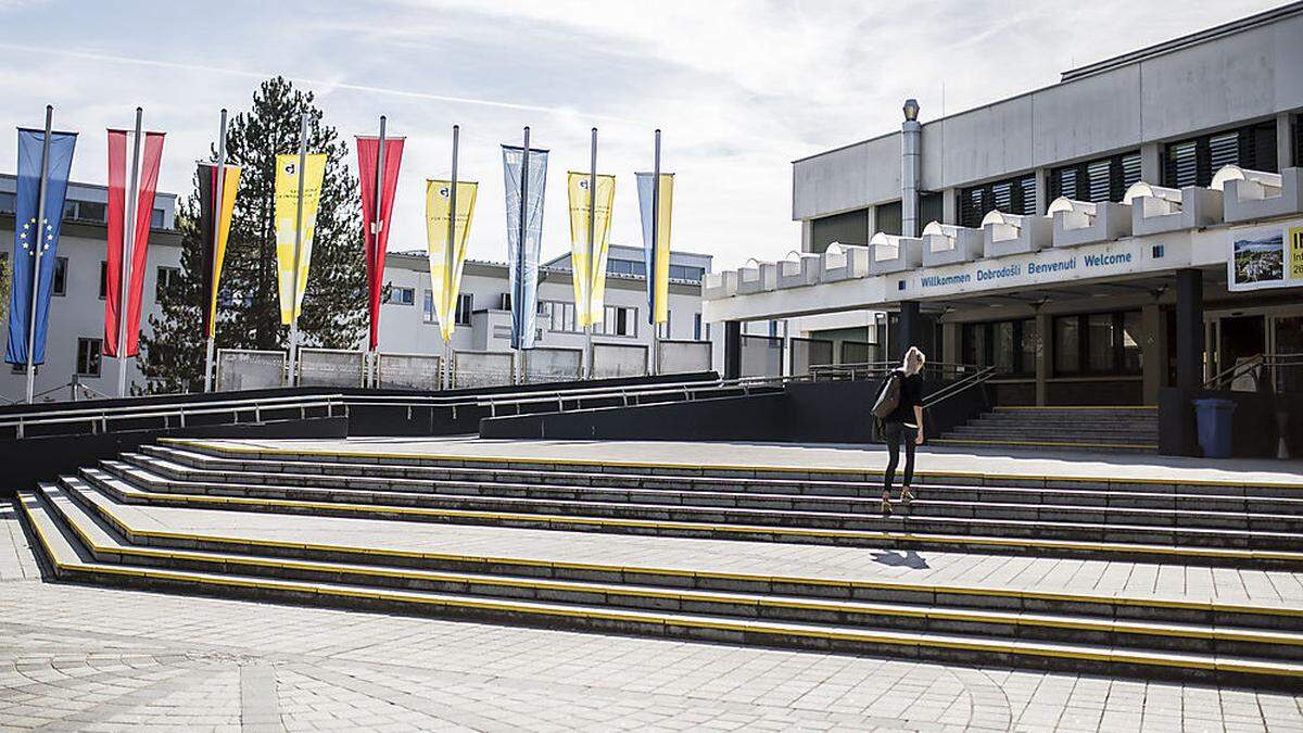 Die Uni Klagenfurt richtet sich digital aus