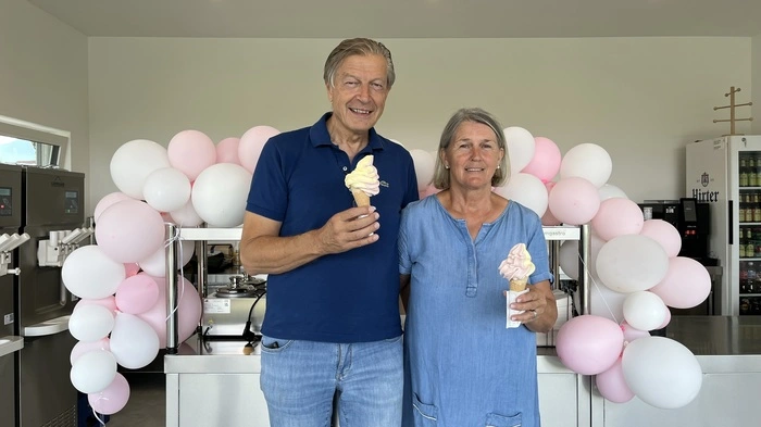 Das Ehepaar in ihrem neuen Eissalon