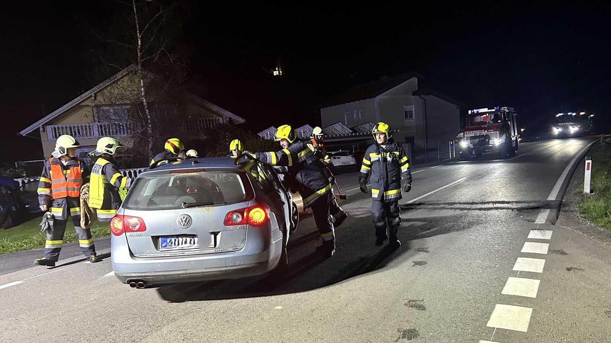 Die FF Trautmannsdorf und die FF Bad Gleichenberg waren mit 21 Mitgliedern im Einsatz