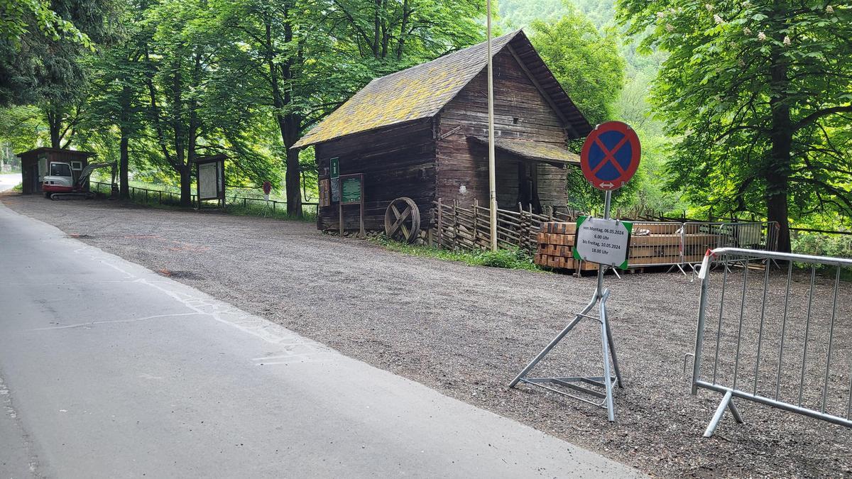 Der „Premium“-Parkplatz bei der Bräuner-Mühlen-Hütte ist im Entstehen