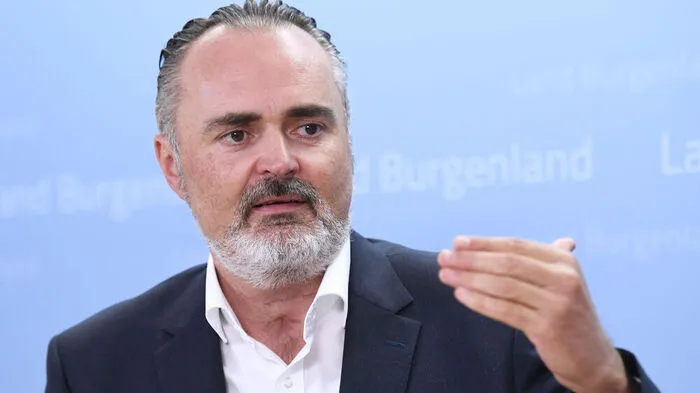 CORONA-IMPFUNG: LAND BURGENLAND ´IMPFAKTION IM LANDHAUS´