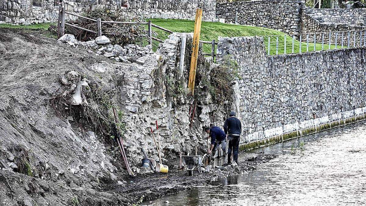 Die Arbeiten am einzigen wasserführenden Stadtgraben im deutschsprachigen Raum haben begonnen