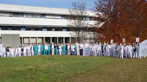 Im November des Vorjahres wurde in den Spitälern gegen die Arbeitsbedingungen protestiert, im Bild das LKH Bruck