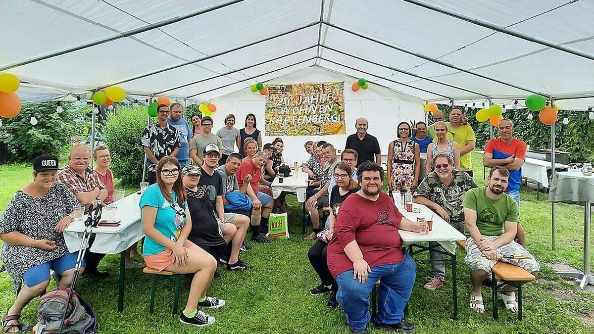 Mit einem Nachbarschaftsfest wurde das Jubiläum in Redfeld gefeiert