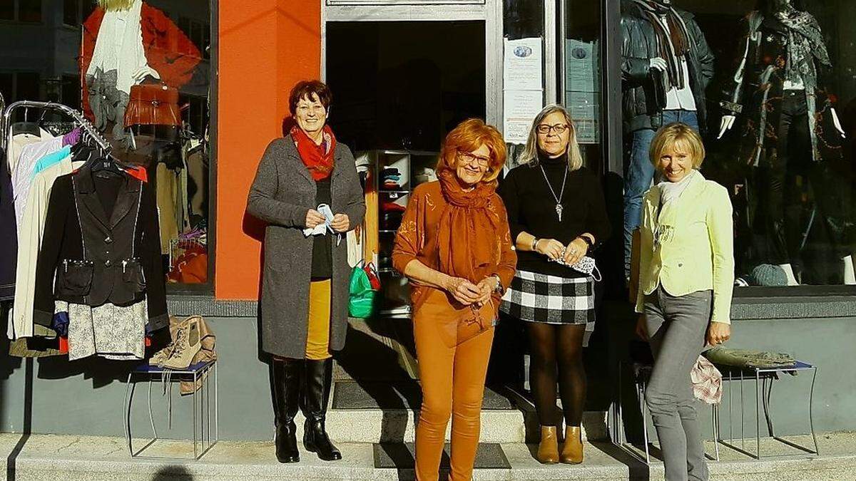 Erika Drumel, Marlies Schmied, Silvia Pertl und Birgit Scherzer von der Intiative &quot;Nachhaltigkeit&quot;