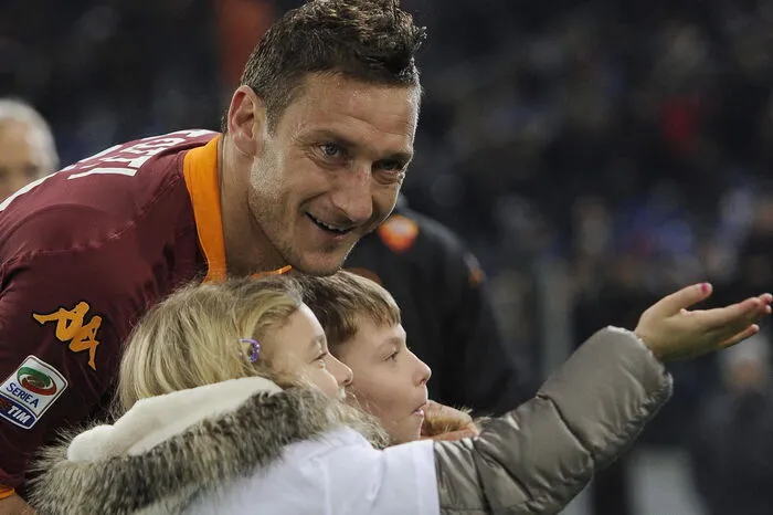 Mit 40 Jahren sagt die Legende des AS Rom arrivederci.