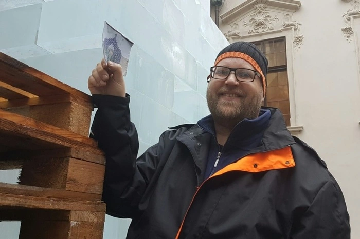 Der Mann hinter der Eiskrippe: Kimmo Frosti - ja, der Finne heißt wirklich so.