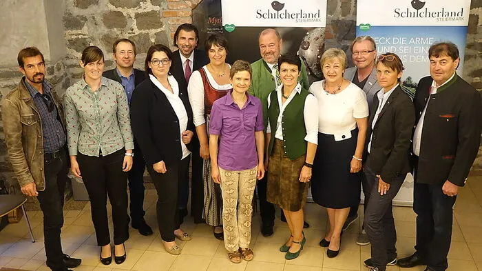 Vertreter der Projektträger stellten auf der Burg Deutschlandsberg ihre genehmigten LEADER-Projekte vor 