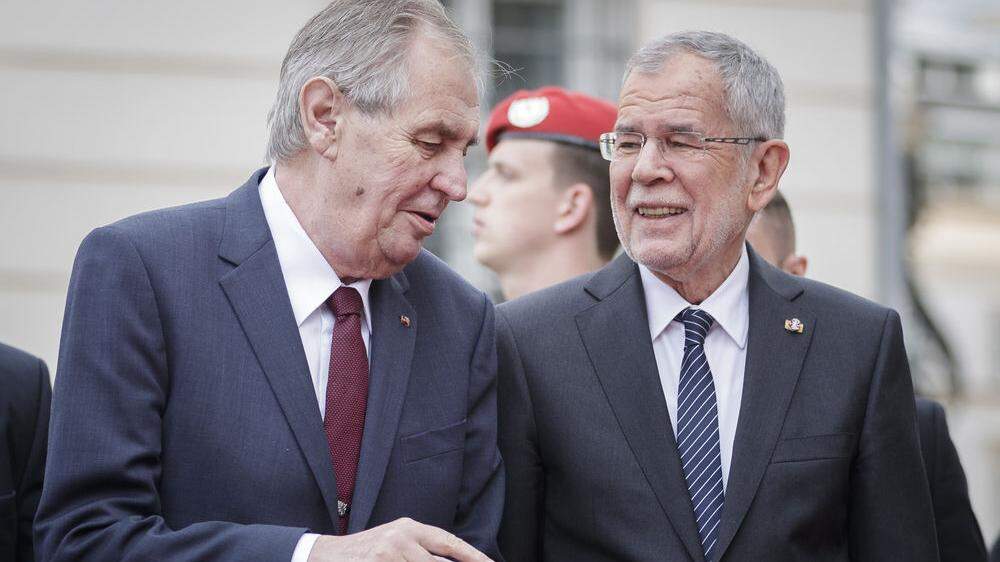 Aufnahme aus dem Jahr 2019: Tschechiens Präsident Milos Zeman beim österreichischen Präsidenten Alexander Van der Bellen 