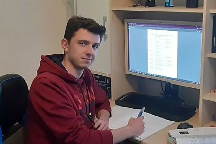 Lukas Ragoßnig (18), HAK Spittal: "Für mich ist die mündliche Matura eine zusätzliche Möglichkeit meine Fähigkeiten unter Beweis zu stellen und weitere gute Noten erreichen zu können. Mündlich maturiere ich in den Fächern Englisch und Wirtschaftsinformatik".