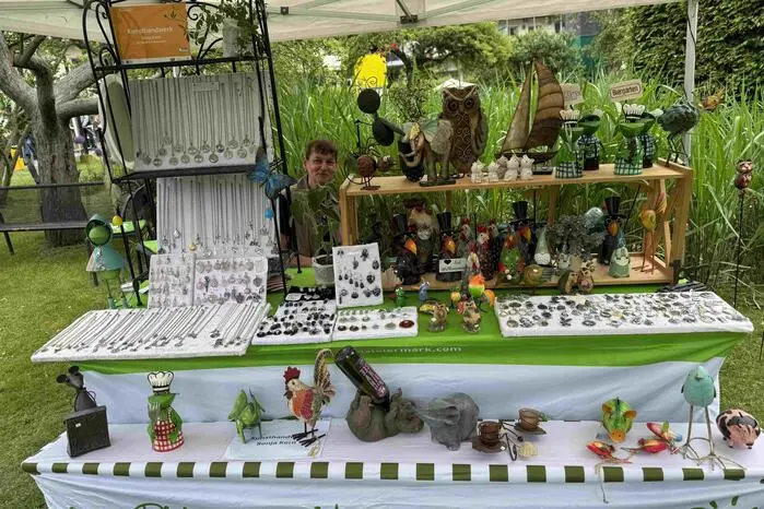 Ein Höhepunkt für viele war der Vortrag der beliebten Gartenexpertin Angelika Ertl, die mit ihrem Wissen und Charme zahlreiche Besucherinnen und Besucher begeisterte.