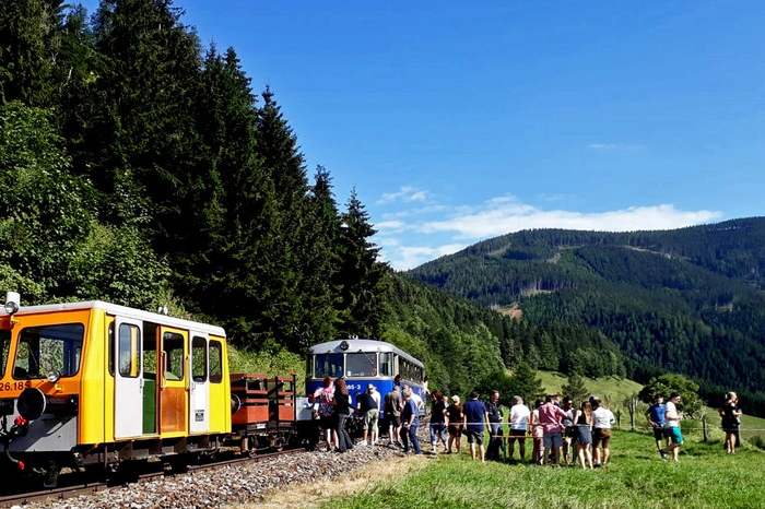 Klicken Sie sich durch weitere Bilder der "Bierverkostung auf Schiene"!