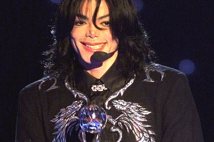 Vor allem mit Produzent Quincy Jones nahm der King of Pop seine drei wichtigsten Alben auf: "Off The Wall" (1979), "Thriller" (1982) sowie "Bad" (1987).