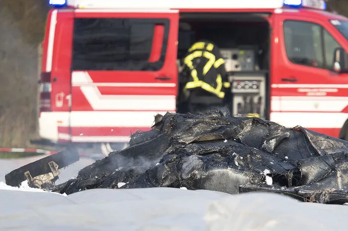 Nach Darstellung des MAK in Moskau waren Flugschreiber bei dem abgestürzten Flugzeugtyp des Herstellers Epic nicht zwingend vorgeschrieben. Es sei unklar, ob es in der Maschine einen Flugschreiber gegeben habe.
