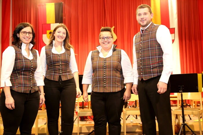 ... das Quartett „Vox ad libitum“ (Sonja Pliemitscher, ganz links) ... 