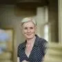 Maria Windhager ist Medienanwältin und spezialisiert auf Persönlichkeitsrecht. 