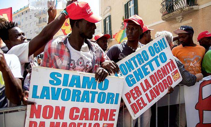 Die Protestkundgebung gegen das "Caporalato" fand viele Anhänger