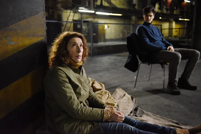 ... Bibi Fellner (Adele Neuhauser) und Moritz Eisner (Harald Krassnitzer) übernehmen die Ermittlungen, nachdem der Vater des Studenten ein bekannter Universitätsprofessor ist ...