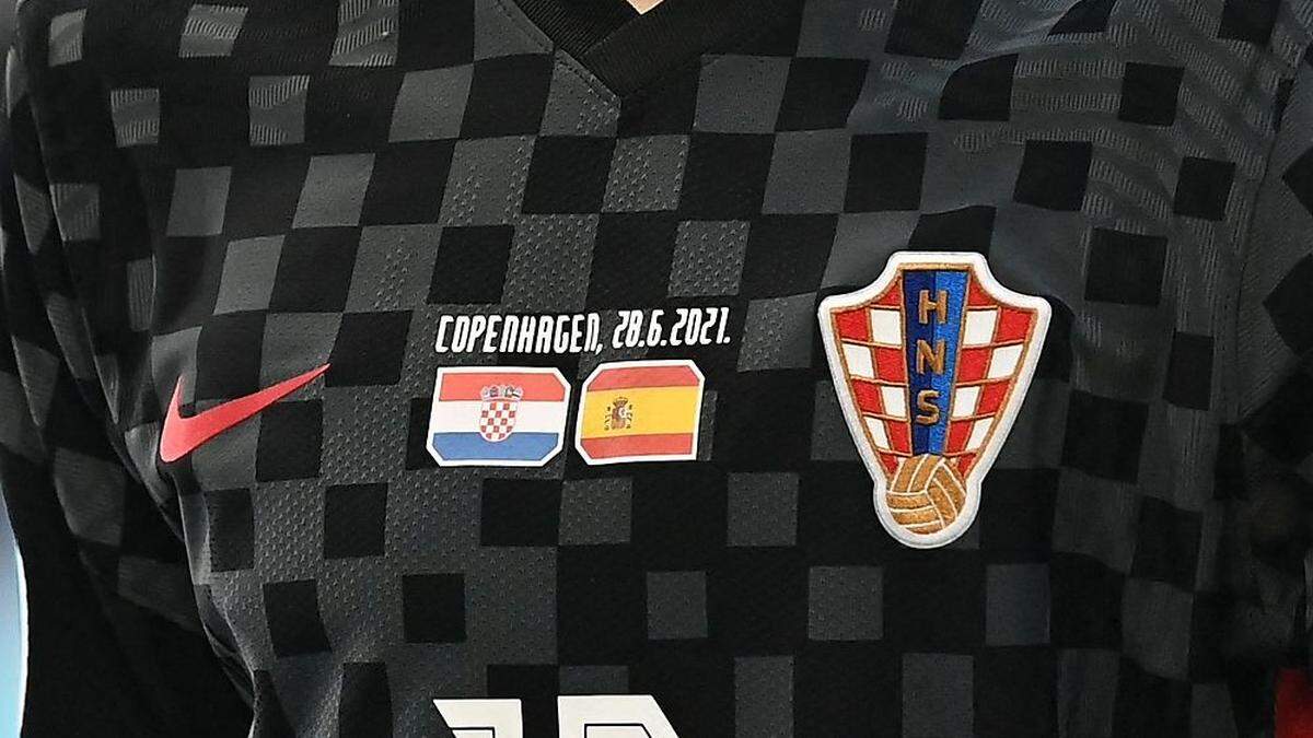 Die kroatische Flagge (links neben Spanien) sorgte für Aufsehen