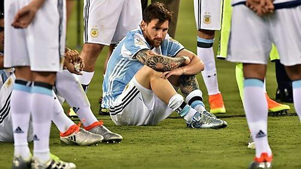Messi am Boden zerstört