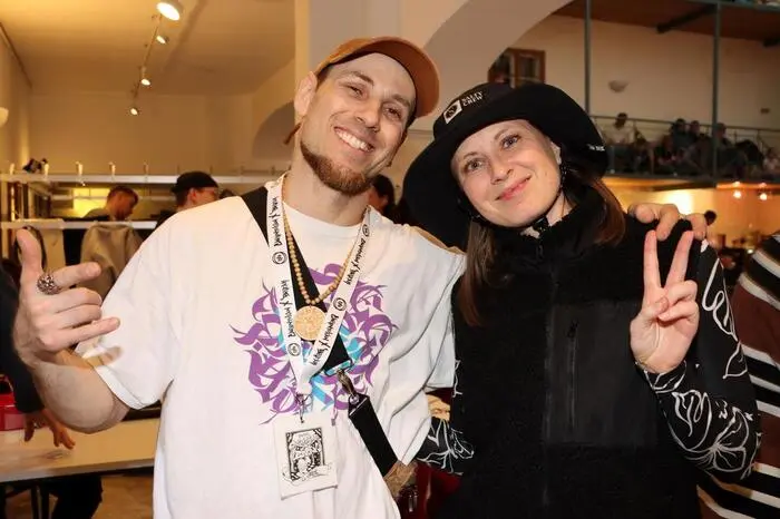 Organisation

: Sina Müller aka Sinaya und  Iancu aka El Vasi




