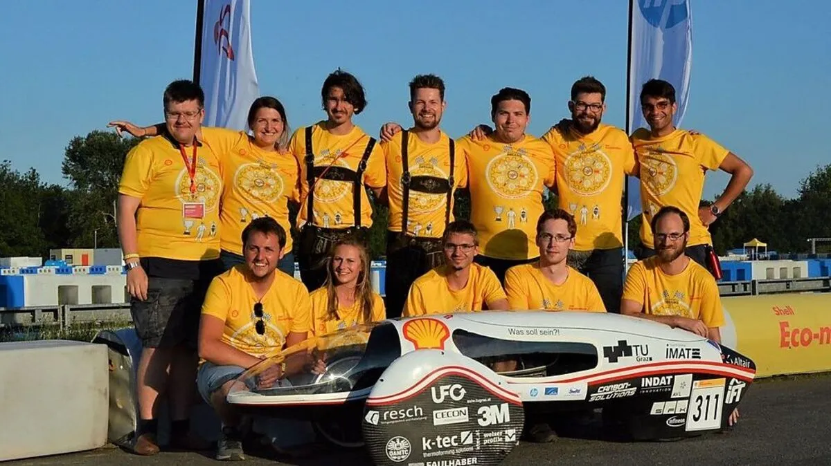 Das TERA-Team beim Eco-Marathon 2019 in England.
