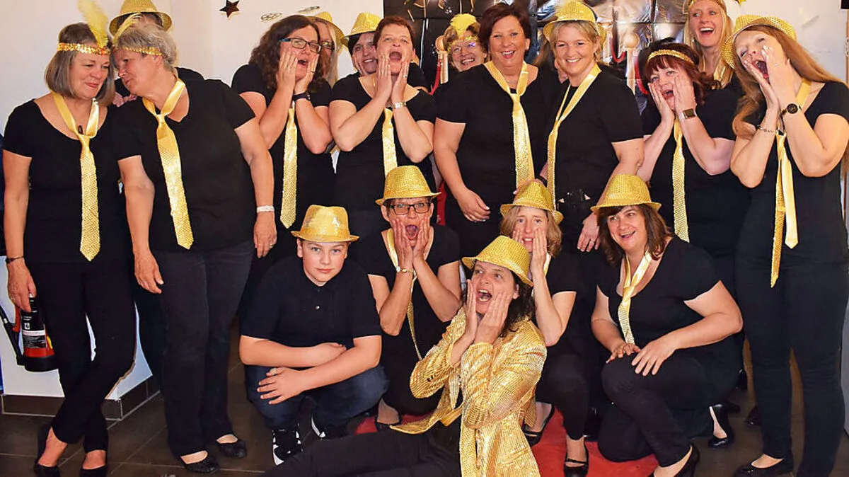 Die „Chorallen“, der Frauenchor der Musikschule Mariazellerland, war beim Frühlingskonzert ganz im Hollywood-Fieber