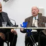 Zeitzeuge Erwin Finsches  (rechts) im Gespräch mit Vinzenz Jobst