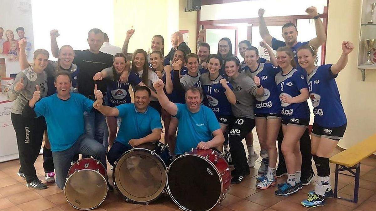 Geballte Fäuste: Der Jubel war bei den Ferlach/Feldkirchen-Damen nach dem Sieg gegen Landhaus riesig