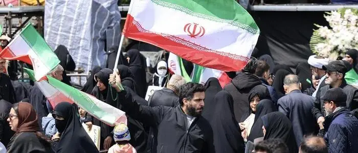 Szene aus Teheran nach Bekanntgabe der zweiwöchigen Waffenruhe