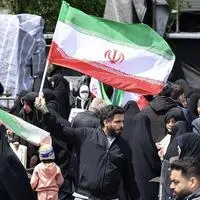 Szene aus Teheran nach Bekanntgabe der zweiwöchigen Waffenruhe