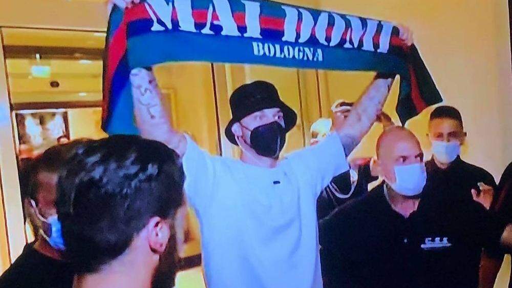Marko Arnautovic bei seiner Ankunft in Bologna