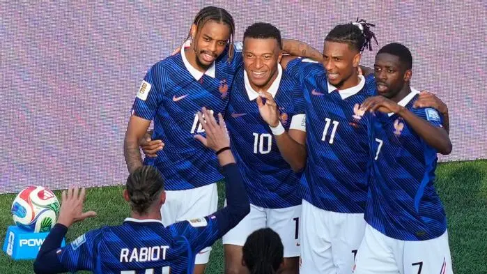 Kylian Mbappe stand nicht nur einmal im Mittelpunkt
