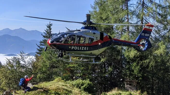 Große Suchaktion nach einem vermissten Alpinisten in den Haller Mauern bei Admont. Der 29-Jährige war von einer Bergtour nicht zurückgekommen. Für den Mann kam jede Hilfe zu spät.