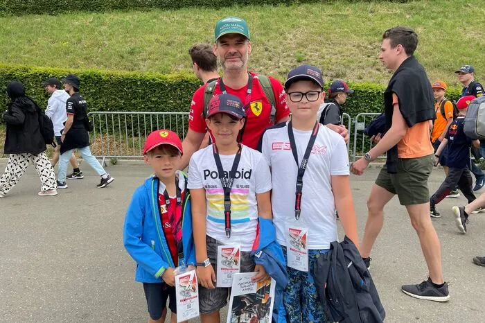 Ferrari-Fans dürften es beim Grand Prix von Österreich hingegen schwieriger haben. Carlos Sainz und Charles Leclerc stehen auf Position zehn und zwölf.