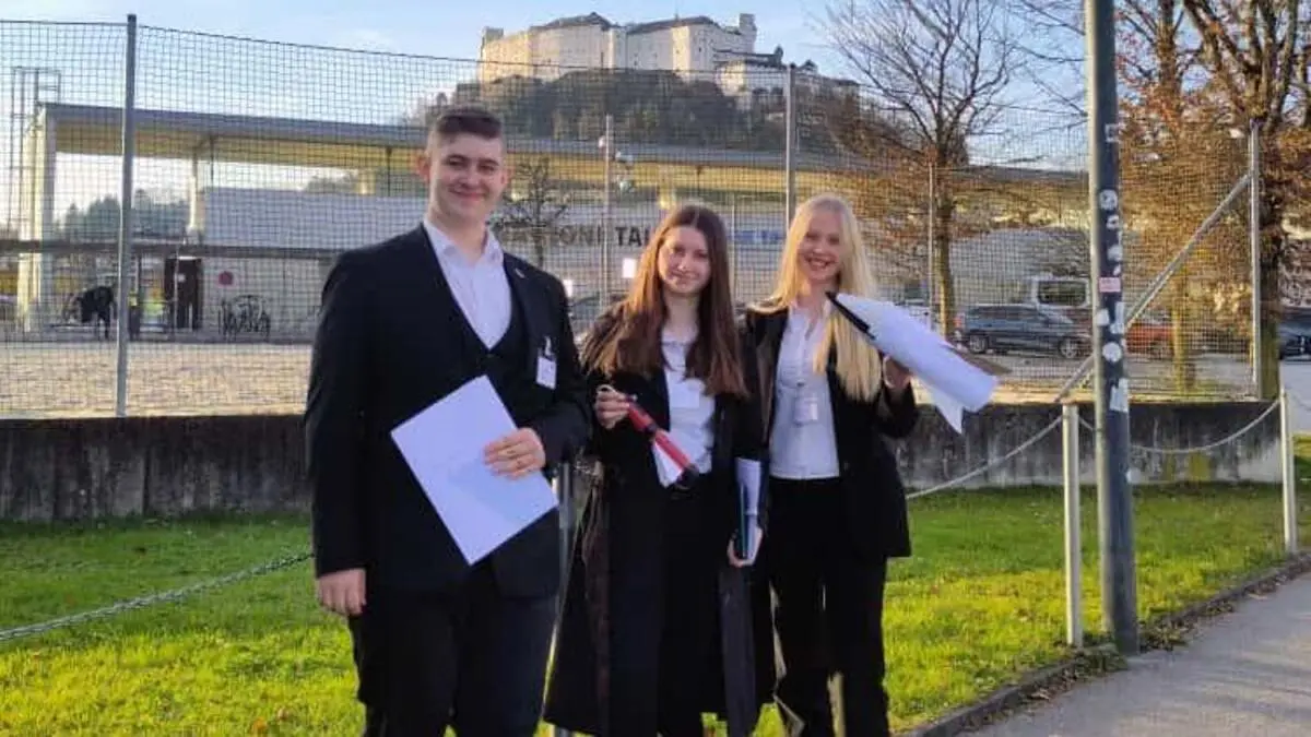 Alycia Elser, Maria Berger und Frederik Köberl zeigten in Salzburg, was sie zum Thema Moonshot-Projekt gemacht haben