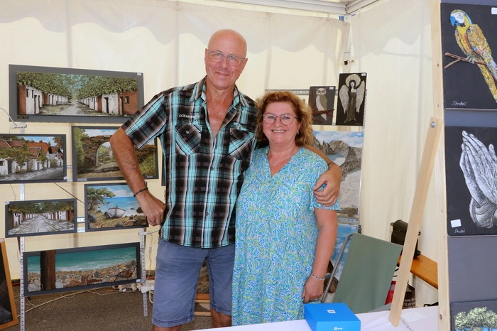 Sind bereits zum zweiten Mal in Ossiach mit den Bilder aus Mineralien und Heinz Stockinger aus OÖ-Enns findet: „Das ist der Beste Markt von allen“! Seine Gattin Klaudia Stockinger meinte: „Spitzenmäßig“ und wir haben uns schon das ganze Jahr darauf gefreut!
