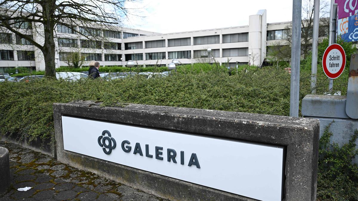 Deutsche Warenhauskette Verkauf fixiert SignaTochter Galeria geht an