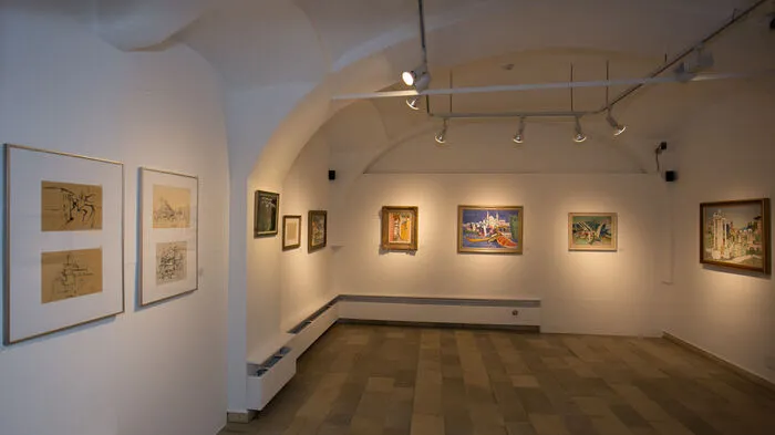 Das Steirische Feuerwehrmuseum widmet seine große Sommerschau den Werken von Werner Augustiner.