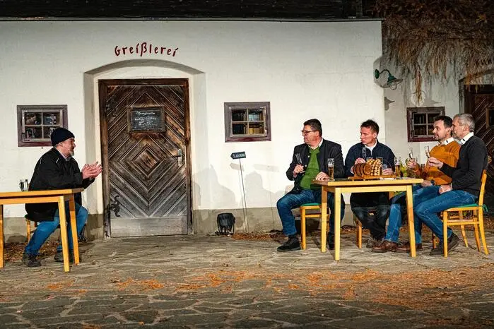 Karl Schloffer hatte das pointierte Bühnenstück „Genuss mit gutem Grund“ rund um den Geist des Abakus geschrieben. Es gab viel Beifall. 