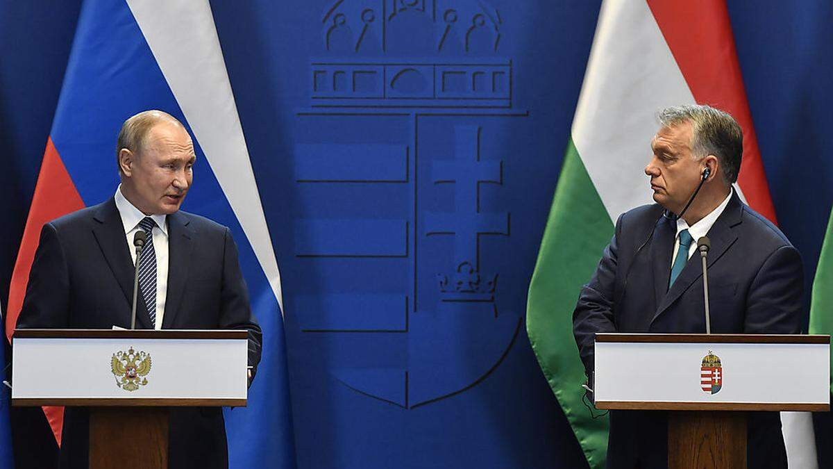 Putin und Orban bei einem Treffen 2019
