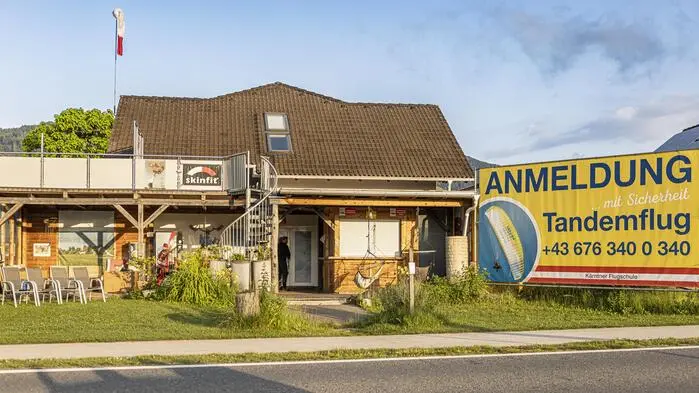 Die Kärntner Flugschule befindet sich in der St. Andräer Straße 125 in Annenheim