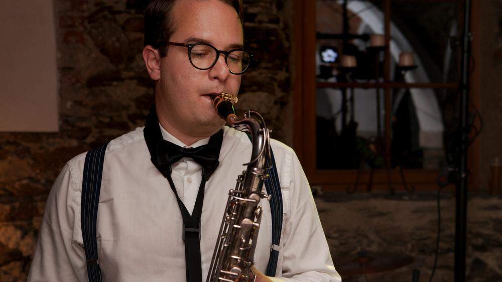 Der angehende Pfarrer ist leidenschaftlicher Saxofonspieler. Im Gottesdienst will er modernere Klänge zulassen