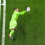 Dominik Livaković zeigte bisher auf 