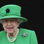 Queen Elizabeth II. bleibt in Schottland