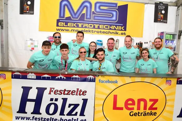 Das Organisationsteam rund um Obmann Marco Watz und Kassier Benjamin Sternad des GSV St. Martin im Sulmtal leistete Großartiges und errichtete am Vorplatz des Sportplatzes eine Open-Air-Arena