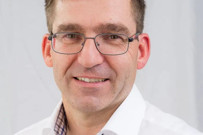 BurkhardTrummerBrücklAlt: 3.226, 40 EuroNeu: 3.760,04 Euro